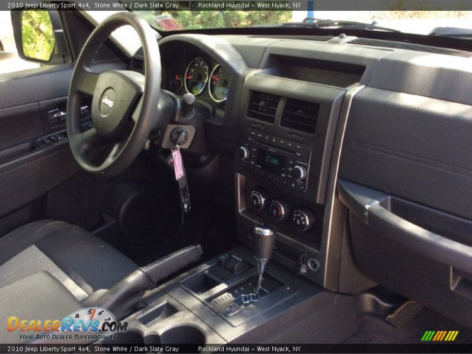 2010 Jeep Liberty Sport 4x4 Stone White / Dark Slate Gray Photo #24