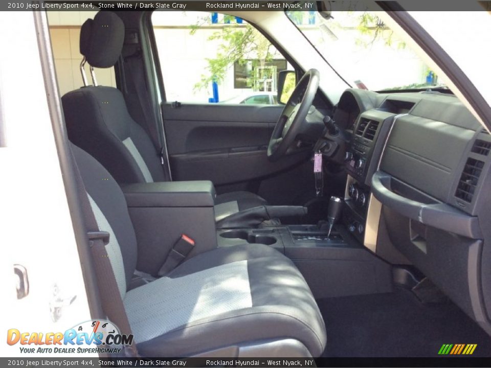 2010 Jeep Liberty Sport 4x4 Stone White / Dark Slate Gray Photo #25