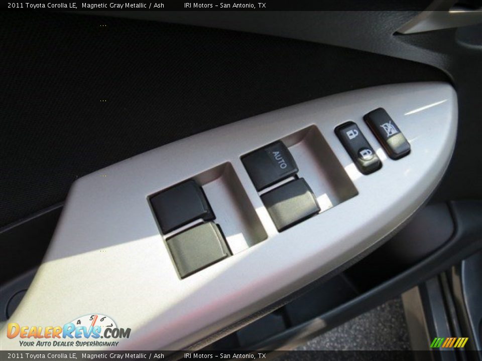 2011 Toyota Corolla LE Magnetic Gray Metallic / Ash Photo #11