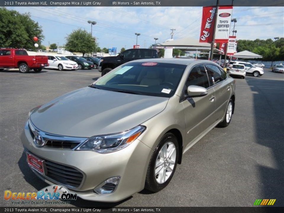 2013 Toyota Avalon XLE Champagne Mica / Light Gray Photo #4