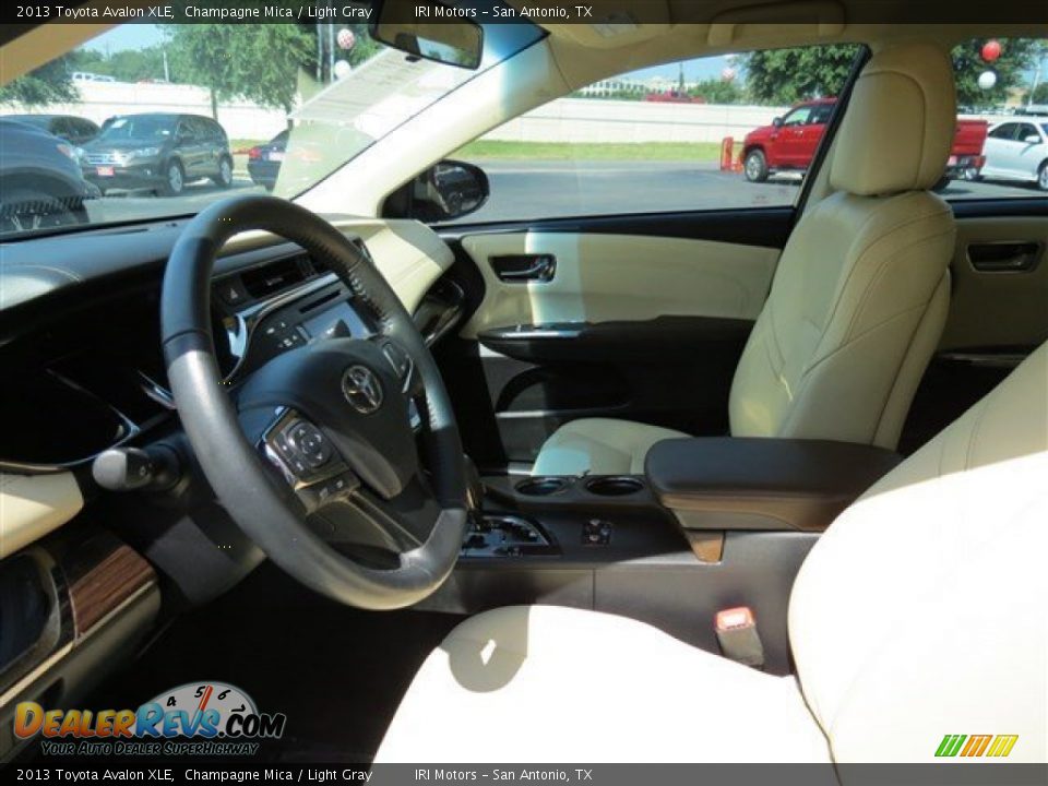 2013 Toyota Avalon XLE Champagne Mica / Light Gray Photo #13