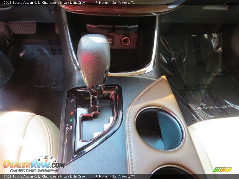 2013 Toyota Avalon XLE Champagne Mica / Light Gray Photo #20
