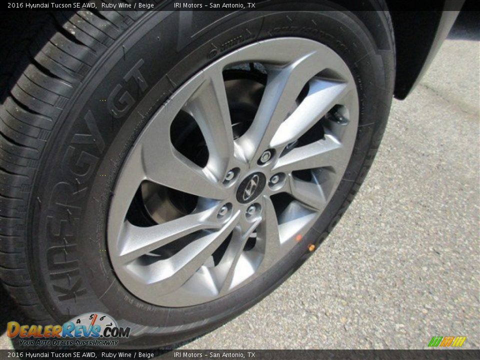 2016 Hyundai Tucson SE AWD Wheel Photo #3