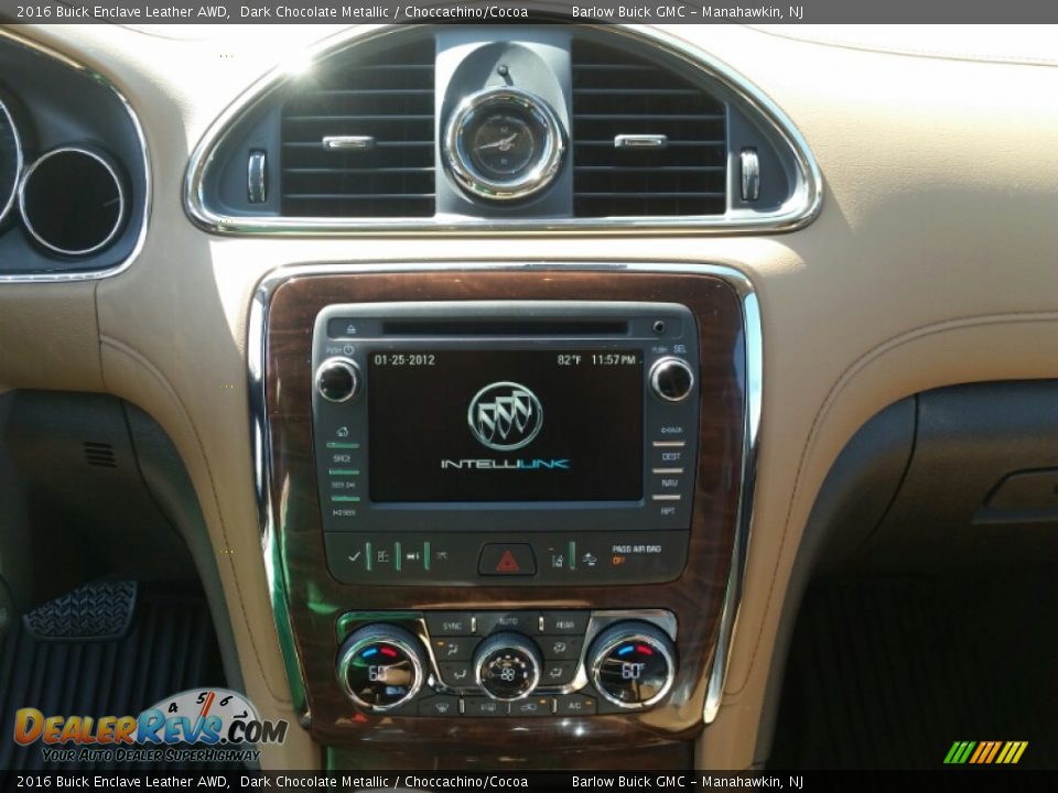 Controls of 2016 Buick Enclave Leather AWD Photo #9