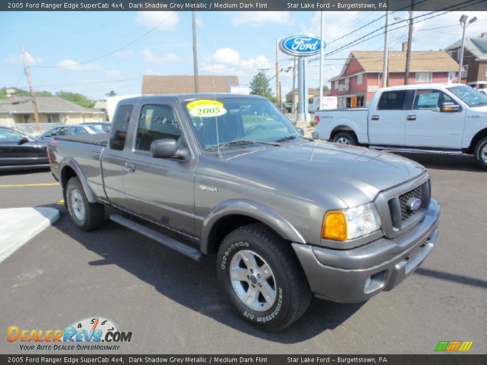 Front 3/4 View of 2005 Ford Ranger Edge SuperCab 4x4 Photo #3