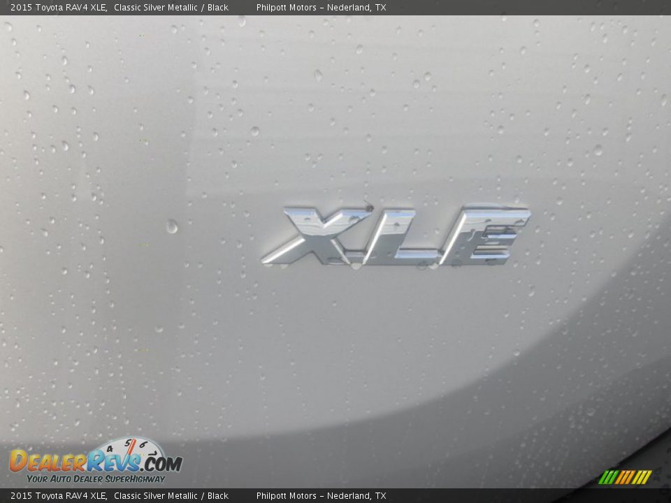 2015 Toyota RAV4 XLE Classic Silver Metallic / Black Photo #14