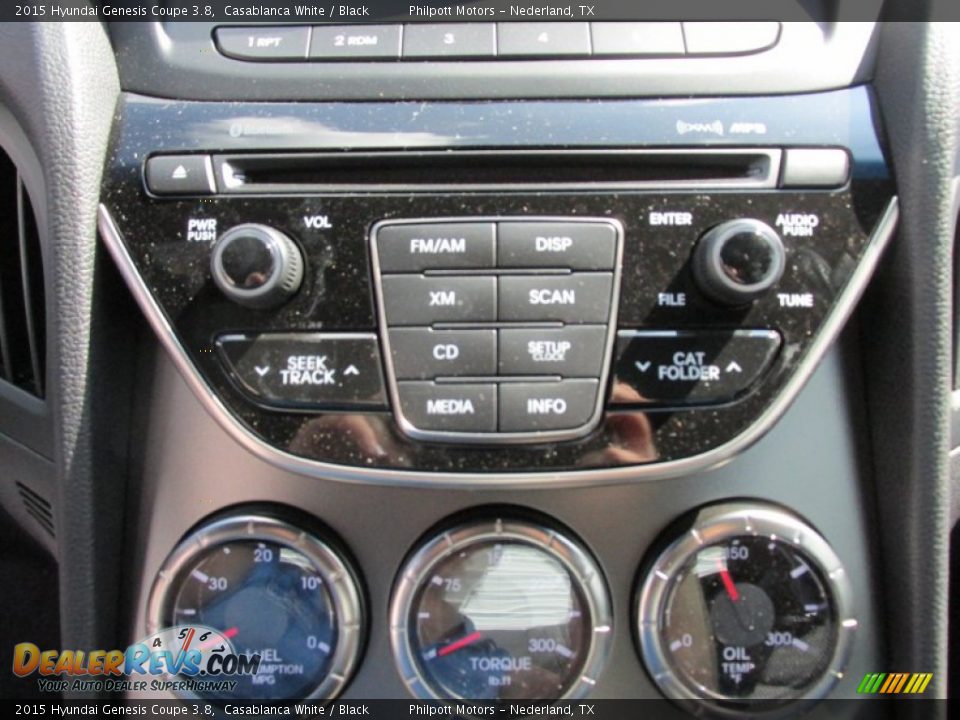 Controls of 2015 Hyundai Genesis Coupe 3.8 Photo #26