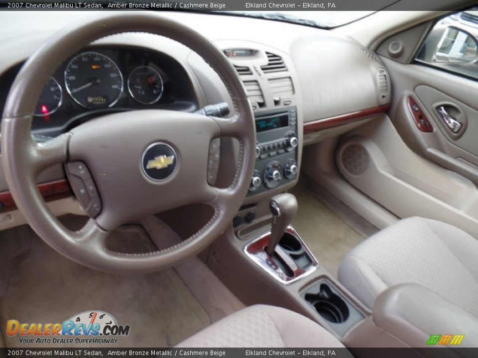 2007 Chevrolet Malibu LT Sedan Amber Bronze Metallic / Cashmere Beige Photo #16
