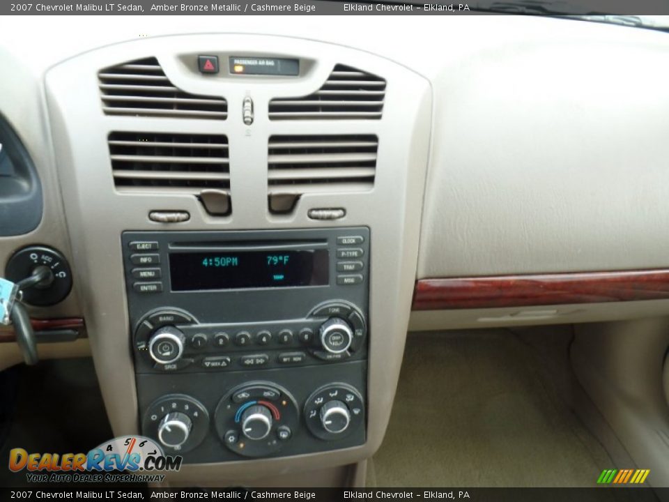 2007 Chevrolet Malibu LT Sedan Amber Bronze Metallic / Cashmere Beige Photo #23