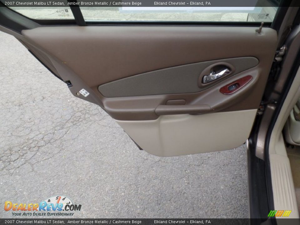 2007 Chevrolet Malibu LT Sedan Amber Bronze Metallic / Cashmere Beige Photo #32