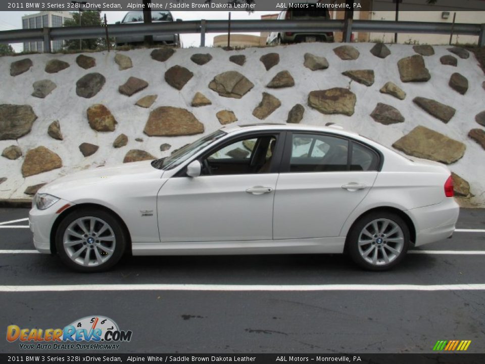 2011 BMW 3 Series 328i xDrive Sedan Alpine White / Saddle Brown Dakota Leather Photo #2