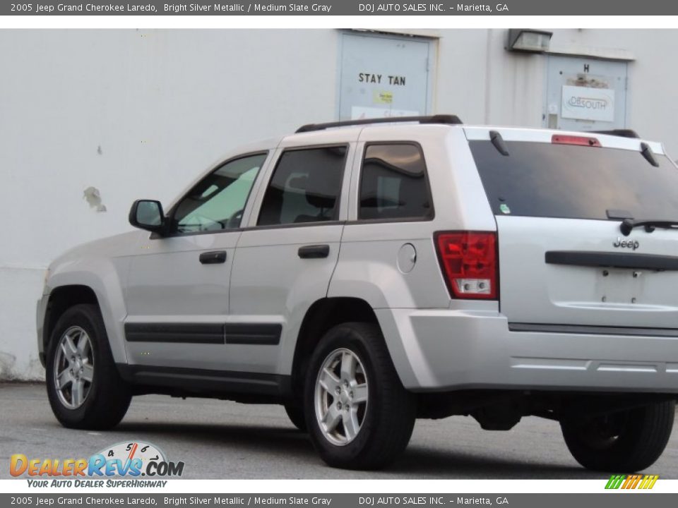 2005 Jeep Grand Cherokee Laredo Bright Silver Metallic / Medium Slate Gray Photo #16