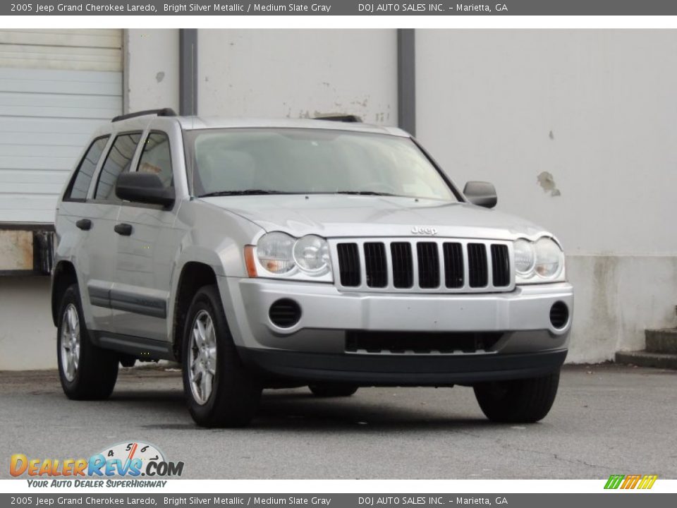 2005 Jeep Grand Cherokee Laredo Bright Silver Metallic / Medium Slate Gray Photo #17