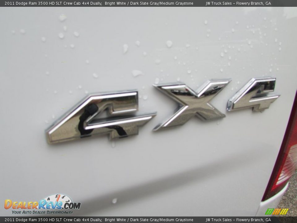 2011 Dodge Ram 3500 HD SLT Crew Cab 4x4 Dually Bright White / Dark Slate Gray/Medium Graystone Photo #12