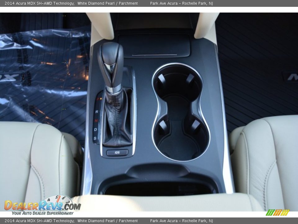 2014 Acura MDX SH-AWD Technology White Diamond Pearl / Parchment Photo #17