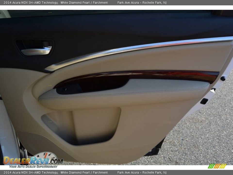 2014 Acura MDX SH-AWD Technology White Diamond Pearl / Parchment Photo #24