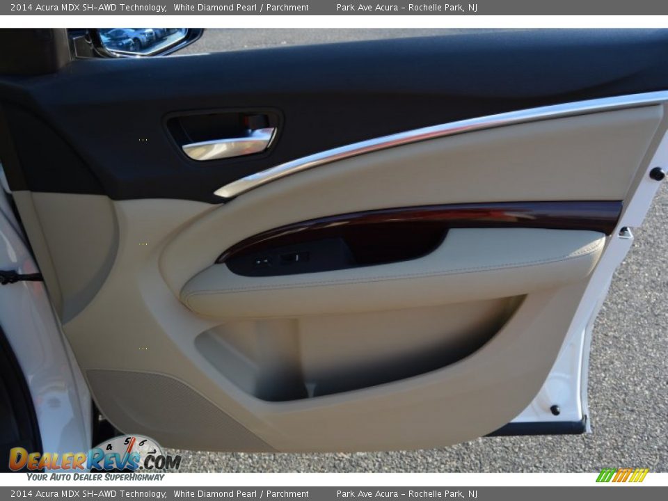2014 Acura MDX SH-AWD Technology White Diamond Pearl / Parchment Photo #26