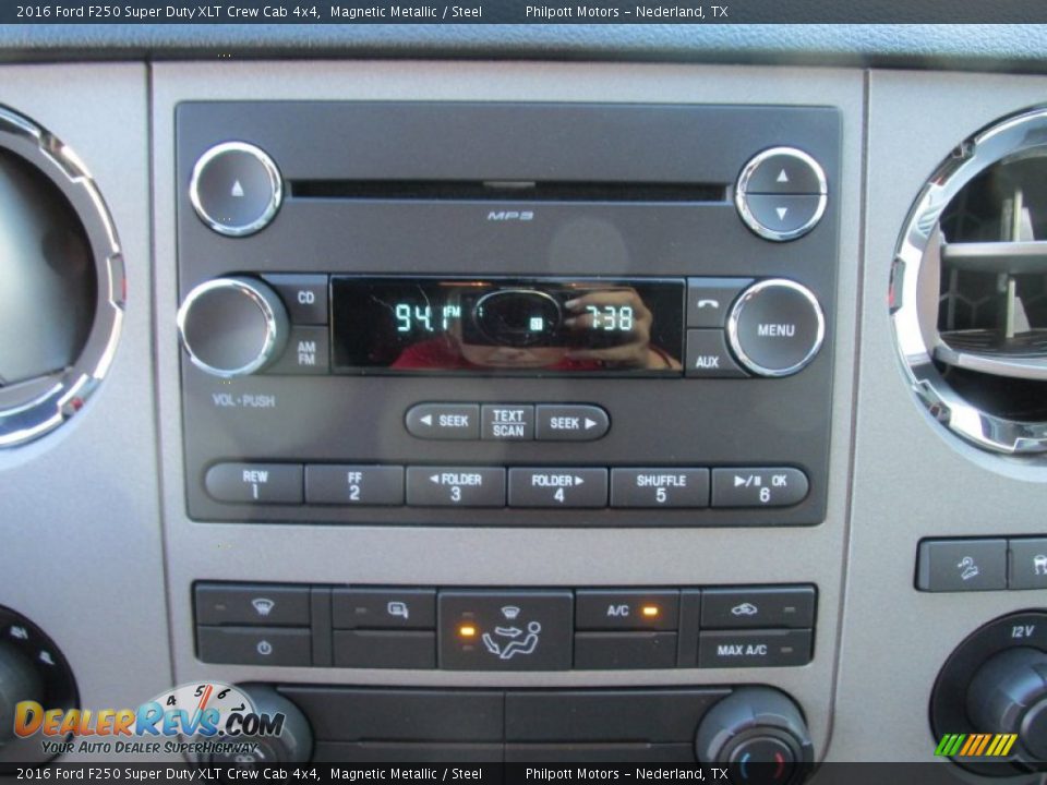 2016 Ford F250 Super Duty XLT Crew Cab 4x4 Magnetic Metallic / Steel Photo #27