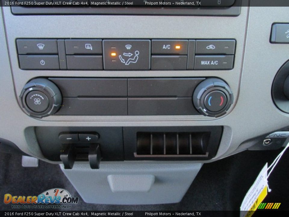 2016 Ford F250 Super Duty XLT Crew Cab 4x4 Magnetic Metallic / Steel Photo #28