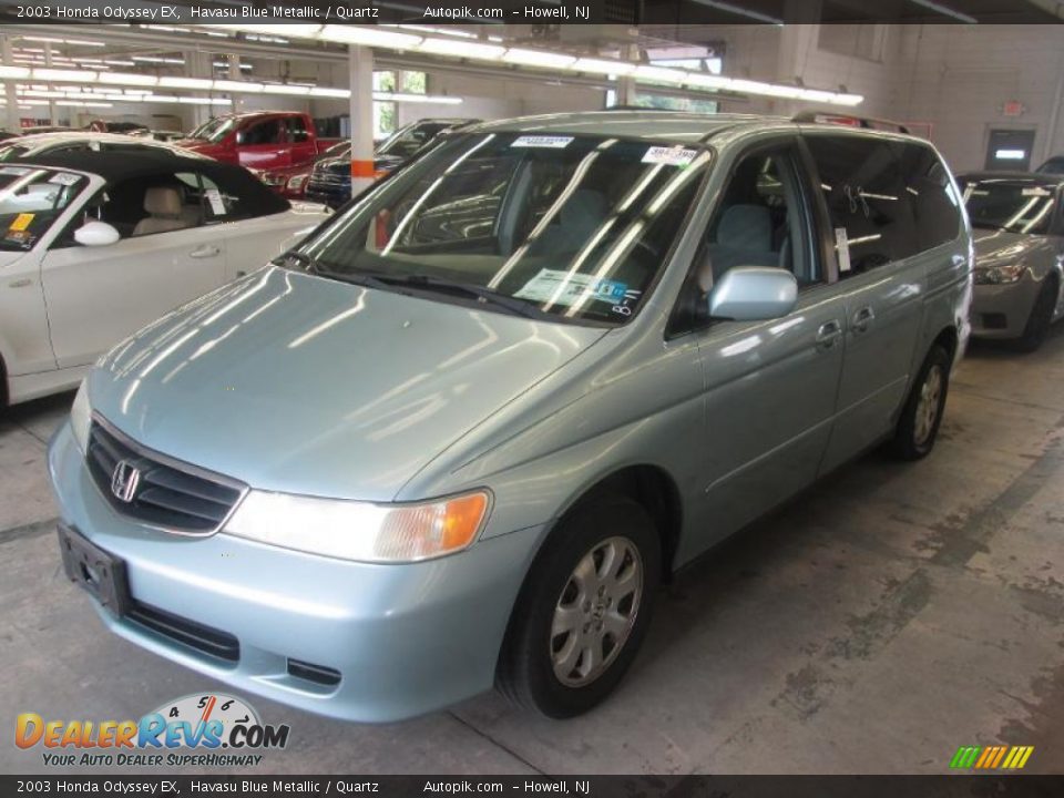 Front 3/4 View of 2003 Honda Odyssey EX Photo #1