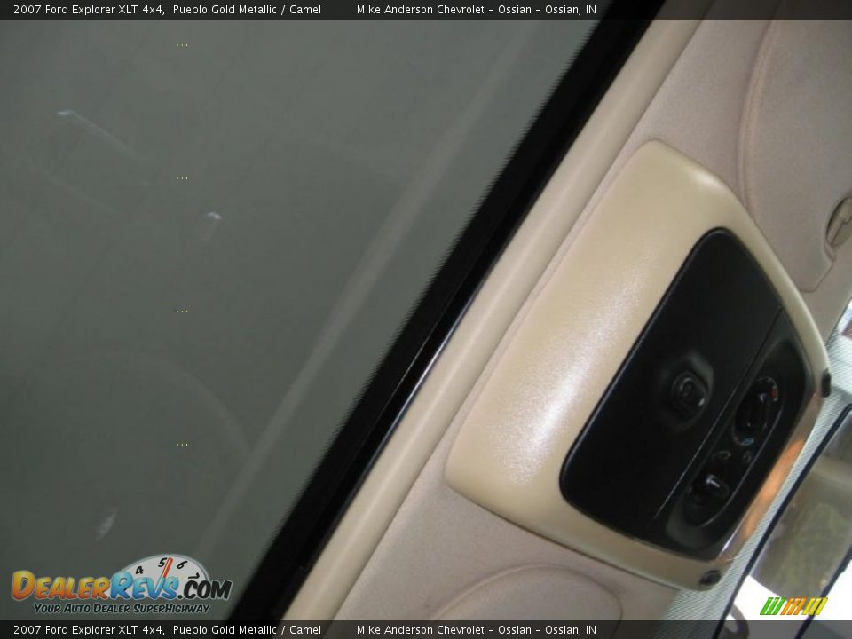 2007 Ford Explorer XLT 4x4 Pueblo Gold Metallic / Camel Photo #9