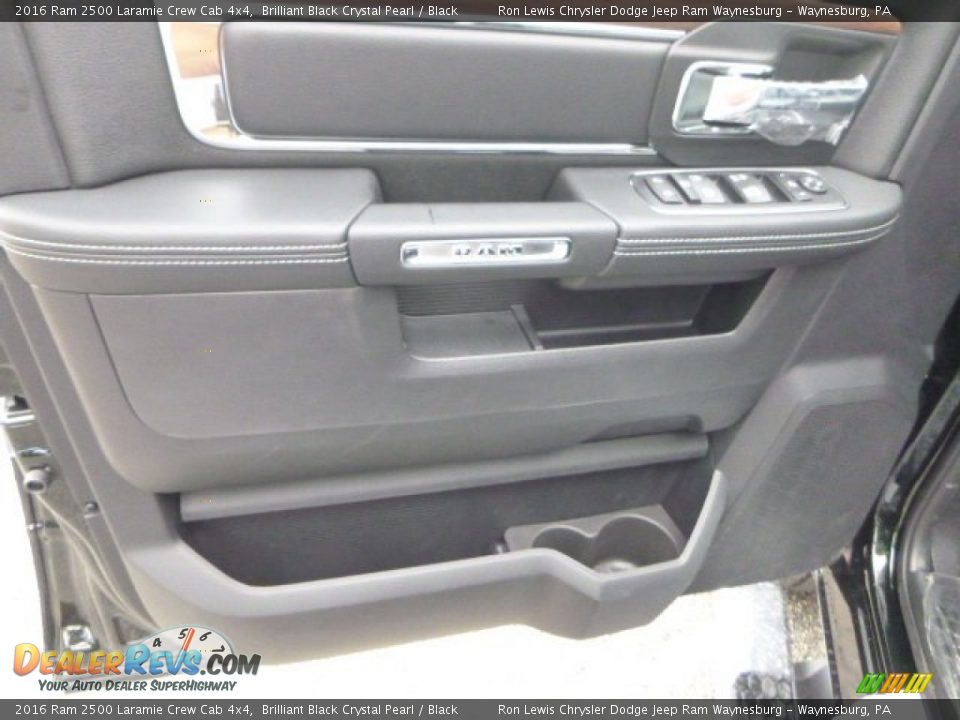 2016 Ram 2500 Laramie Crew Cab 4x4 Brilliant Black Crystal Pearl / Black Photo #10