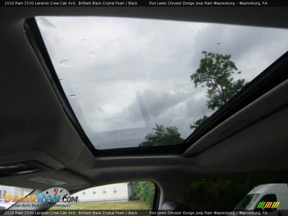 2016 Ram 2500 Laramie Crew Cab 4x4 Brilliant Black Crystal Pearl / Black Photo #13