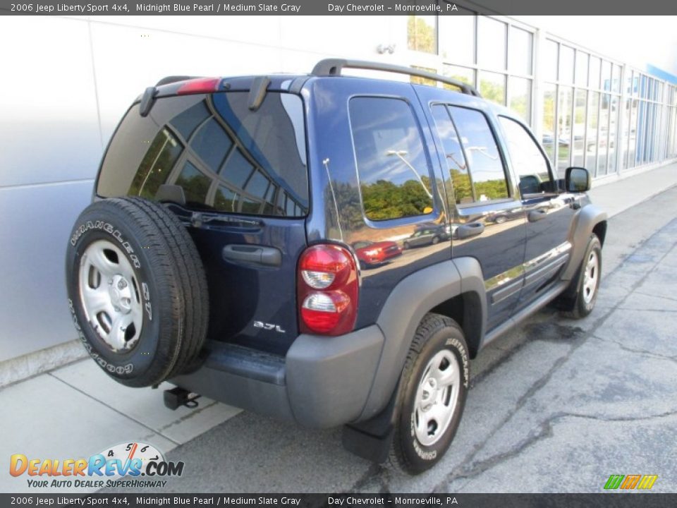 2006 Jeep Liberty Sport 4x4 Midnight Blue Pearl / Medium Slate Gray Photo #4