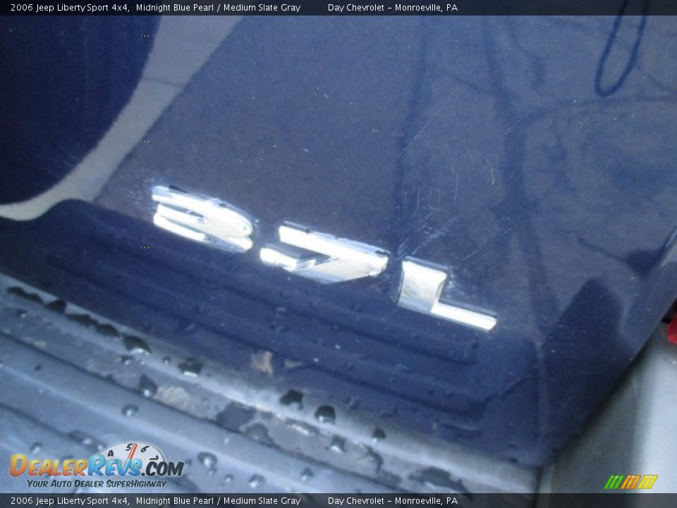 2006 Jeep Liberty Sport 4x4 Midnight Blue Pearl / Medium Slate Gray Photo #5