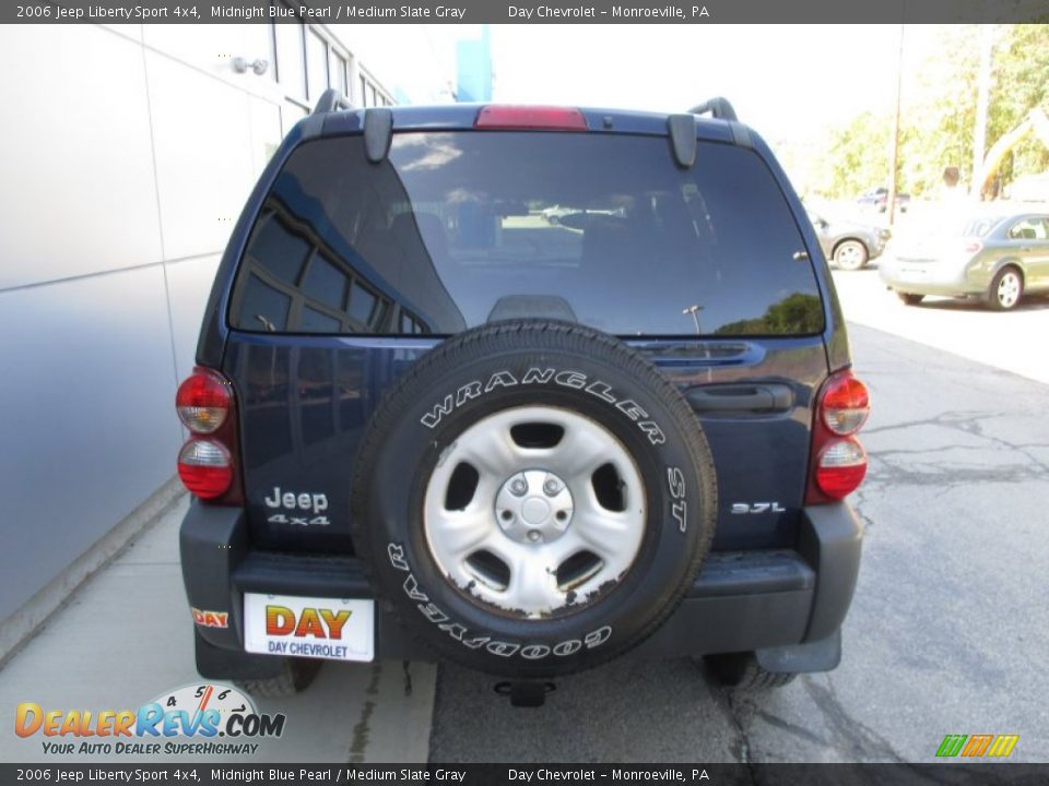 2006 Jeep Liberty Sport 4x4 Midnight Blue Pearl / Medium Slate Gray Photo #6