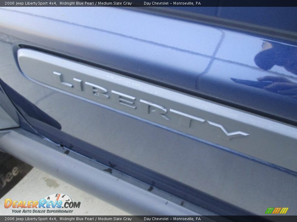 2006 Jeep Liberty Sport 4x4 Midnight Blue Pearl / Medium Slate Gray Photo #11