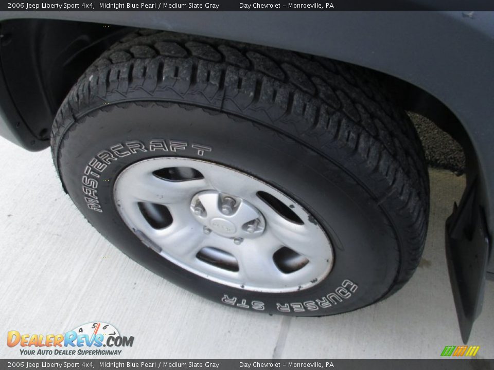 2006 Jeep Liberty Sport 4x4 Midnight Blue Pearl / Medium Slate Gray Photo #13