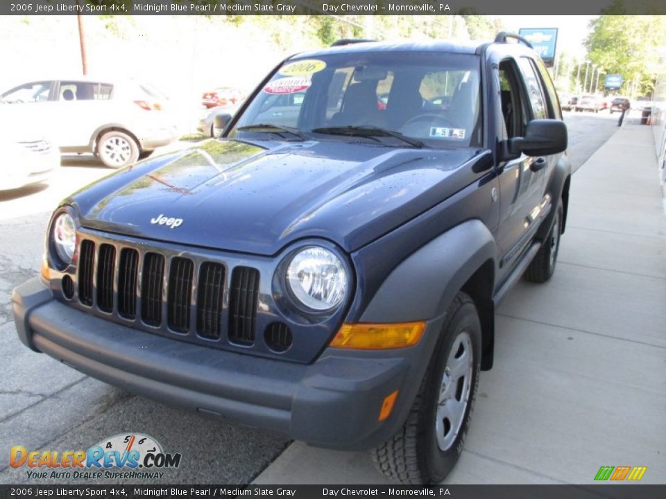 2006 Jeep Liberty Sport 4x4 Midnight Blue Pearl / Medium Slate Gray Photo #14
