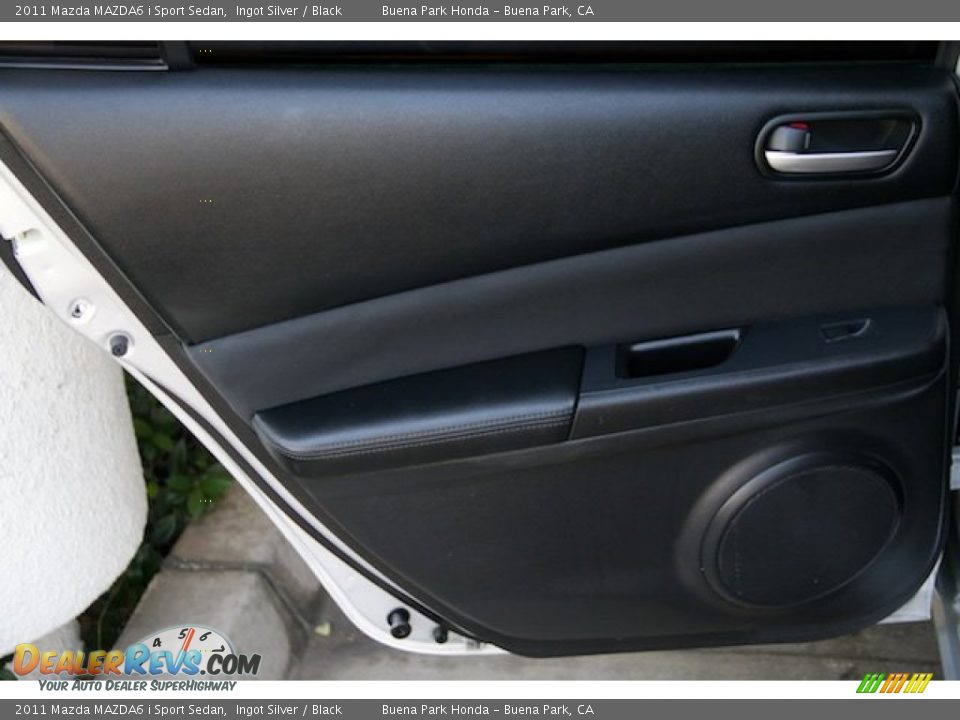 2011 Mazda MAZDA6 i Sport Sedan Ingot Silver / Black Photo #20