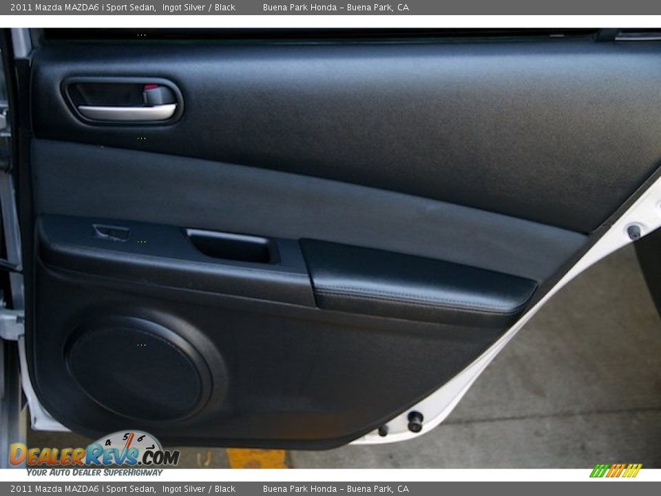 2011 Mazda MAZDA6 i Sport Sedan Ingot Silver / Black Photo #21