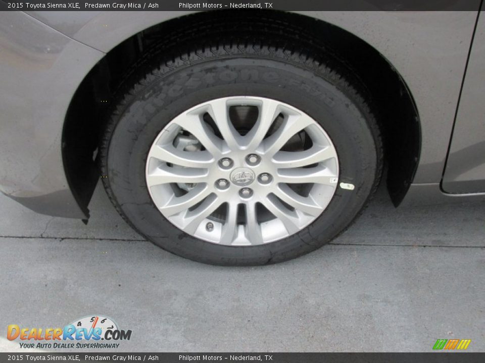 2015 Toyota Sienna XLE Predawn Gray Mica / Ash Photo #11