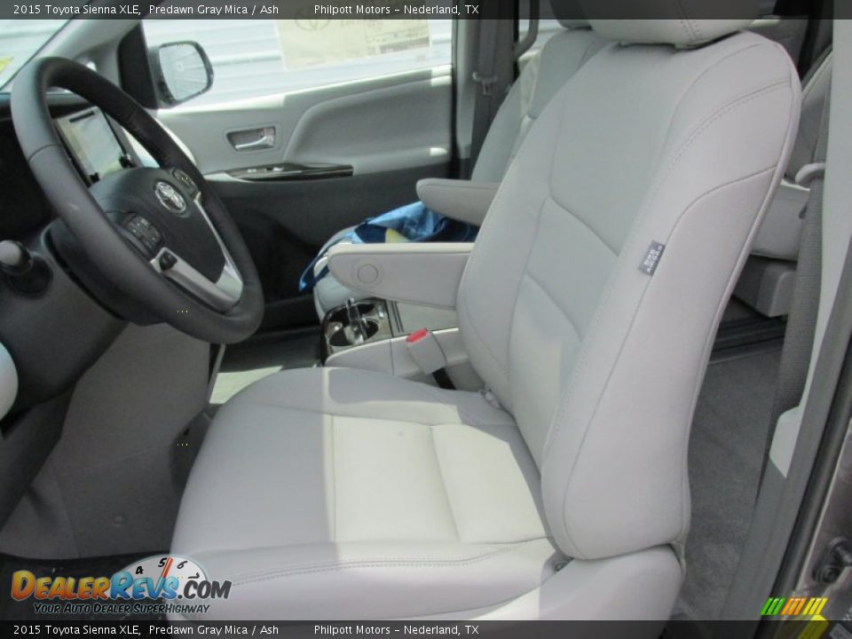 2015 Toyota Sienna XLE Predawn Gray Mica / Ash Photo #21