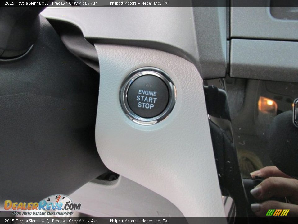 2015 Toyota Sienna XLE Predawn Gray Mica / Ash Photo #31