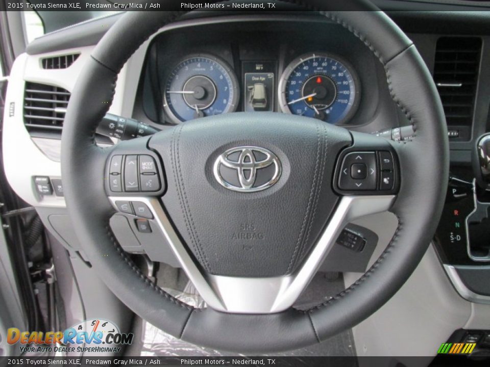 2015 Toyota Sienna XLE Predawn Gray Mica / Ash Photo #32