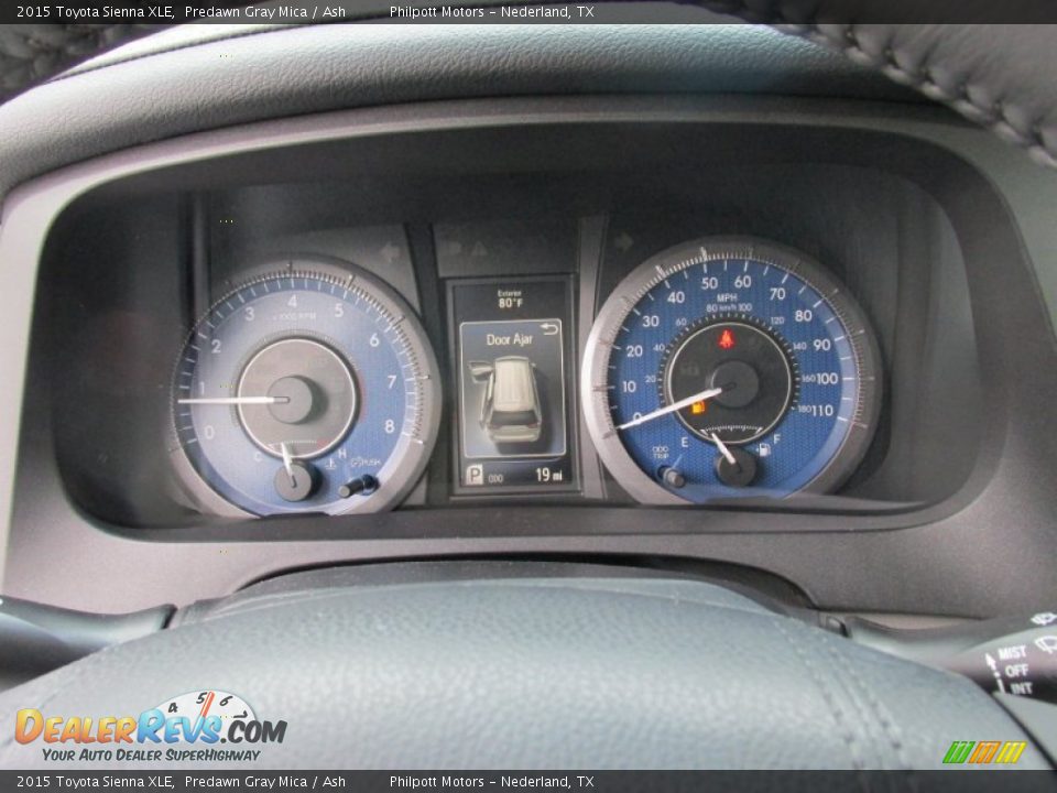 2015 Toyota Sienna XLE Predawn Gray Mica / Ash Photo #33