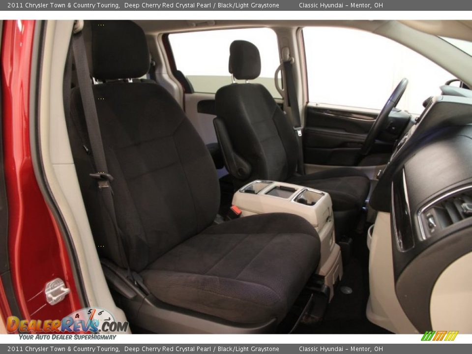 2011 Chrysler Town & Country Touring Deep Cherry Red Crystal Pearl / Black/Light Graystone Photo #10