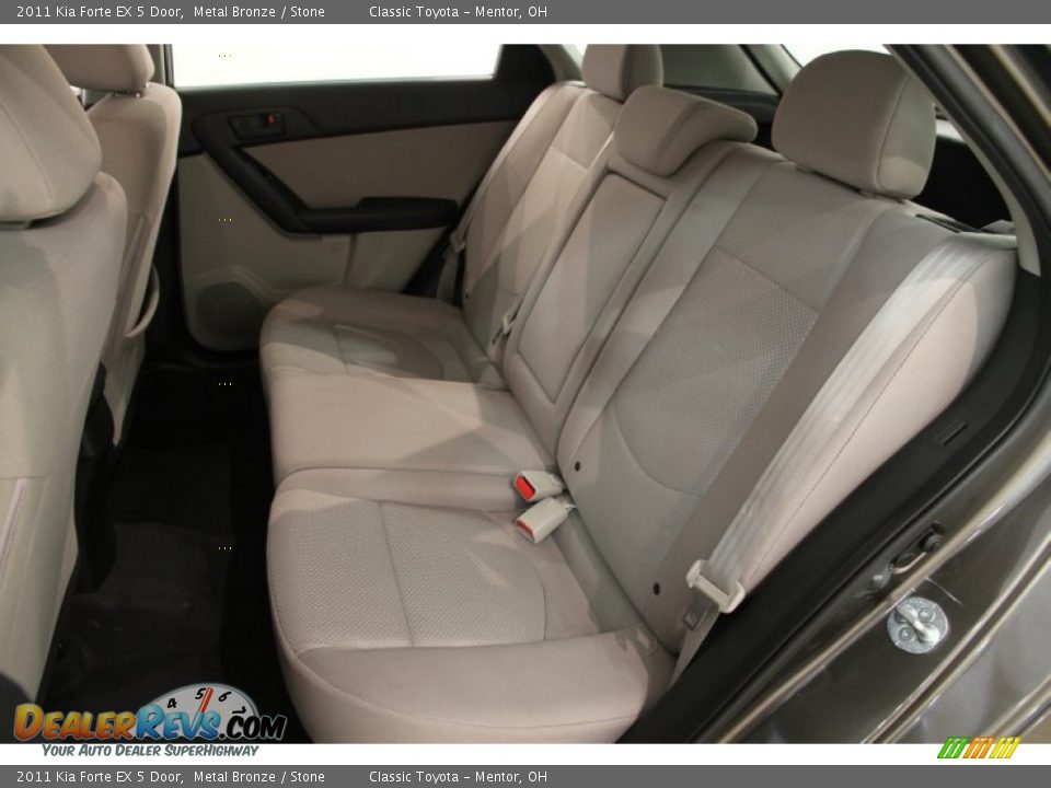 2011 Kia Forte EX 5 Door Metal Bronze / Stone Photo #14