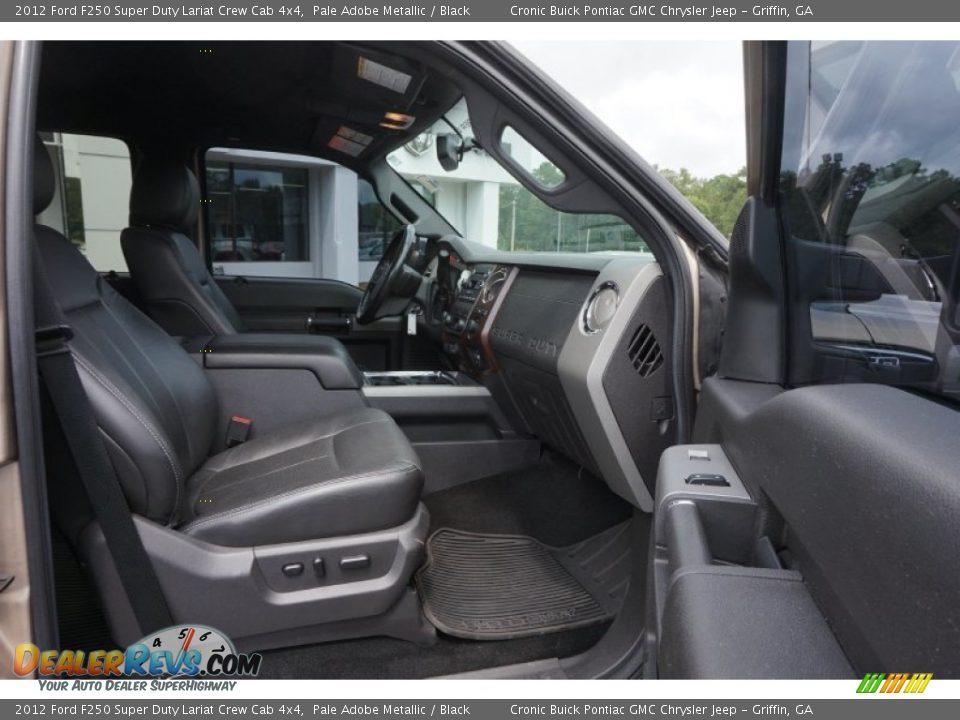 2012 Ford F250 Super Duty Lariat Crew Cab 4x4 Pale Adobe Metallic / Black Photo #18