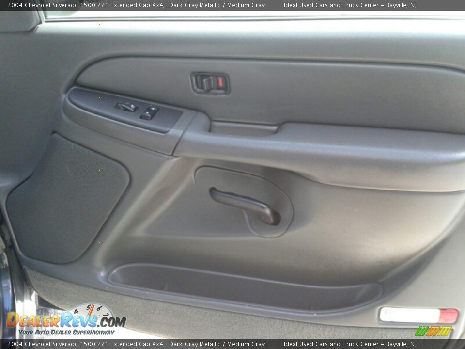 2004 Chevrolet Silverado 1500 Z71 Extended Cab 4x4 Dark Gray Metallic / Medium Gray Photo #24