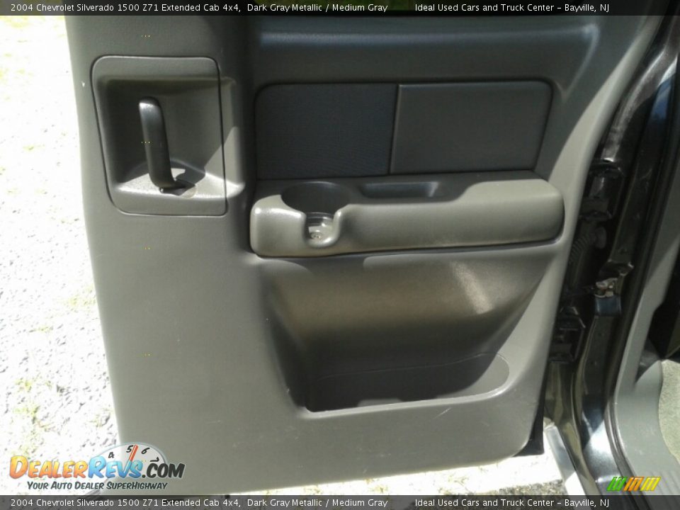 2004 Chevrolet Silverado 1500 Z71 Extended Cab 4x4 Dark Gray Metallic / Medium Gray Photo #27