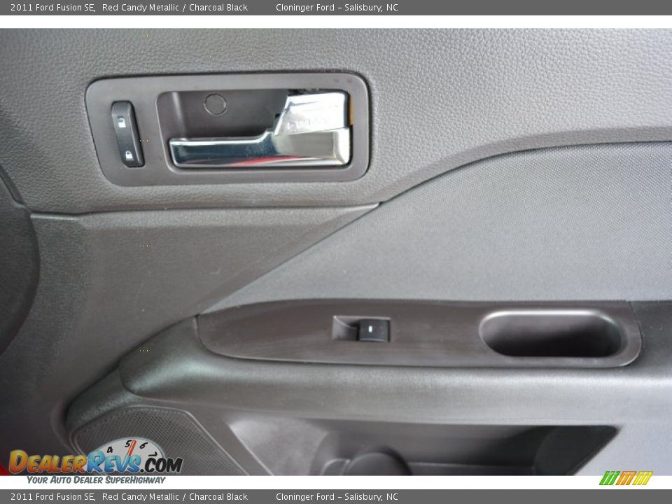 2011 Ford Fusion SE Red Candy Metallic / Charcoal Black Photo #16