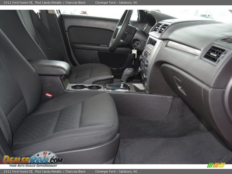 2011 Ford Fusion SE Red Candy Metallic / Charcoal Black Photo #17
