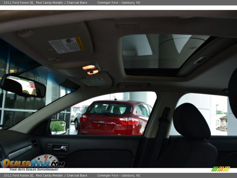2011 Ford Fusion SE Red Candy Metallic / Charcoal Black Photo #18