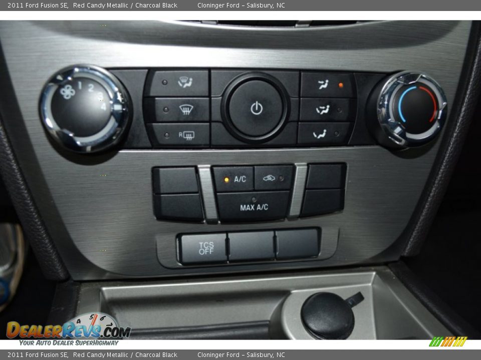 2011 Ford Fusion SE Red Candy Metallic / Charcoal Black Photo #20