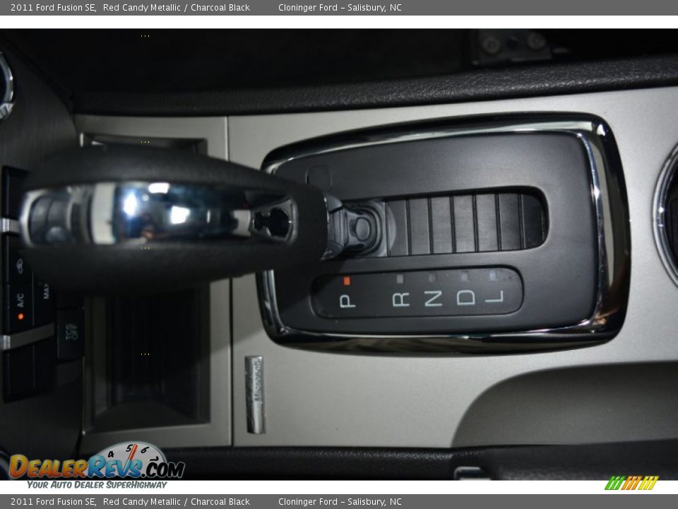 2011 Ford Fusion SE Red Candy Metallic / Charcoal Black Photo #21